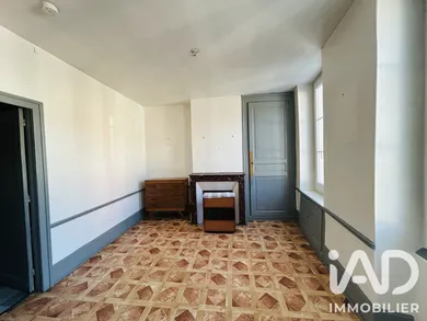 Maison de ville à Saint-Florentin (89600)