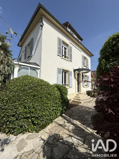 Maison à Crécy-la-Chapelle (77580)
