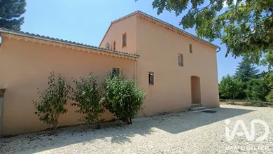 Maison traditionnelle à Aurel (84390)