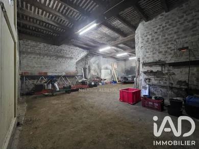 Garage in Canet (11200)