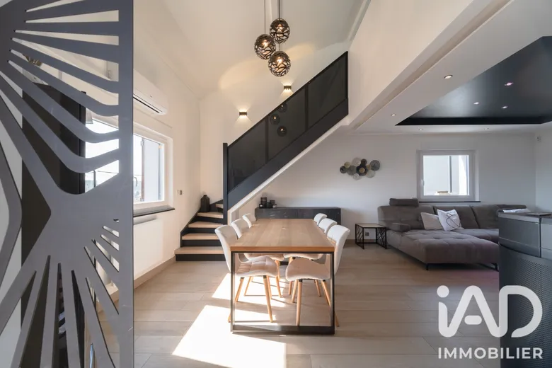 Maison 8 pièces 170 m² · à Nilvange · 170 m² · 427 000 €