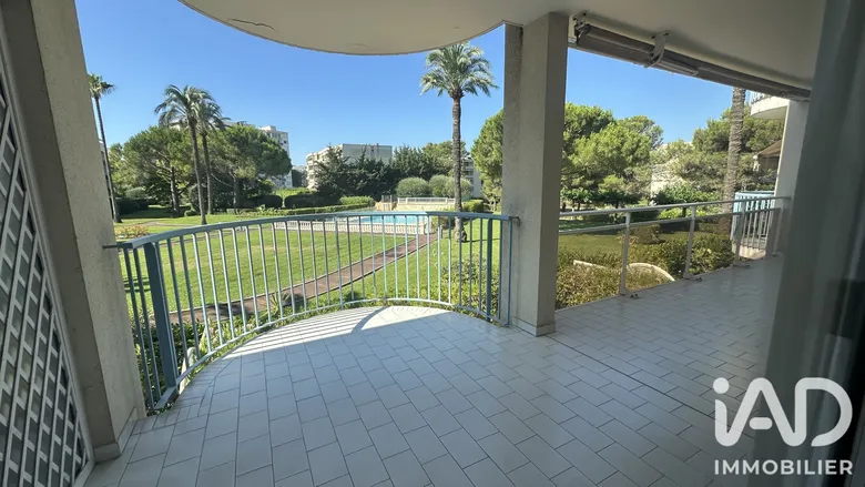 Appartement 2 pièces 50 m² · à Antibes · 50 m² · 299 000 €