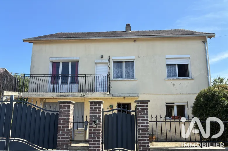 Maison 10 pièces 183 m² · à Beauvais · 183 m² · 158 000 €
