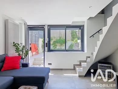 Apartment in Vers (74160)