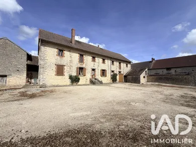 Ferme à Villenauxe-la-Grande (10370)