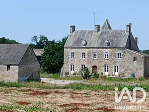 Farm in Saint-Sauveur-de-Pierrepont (50250)