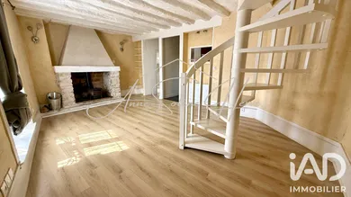 Apartment in Écouen (95440)
