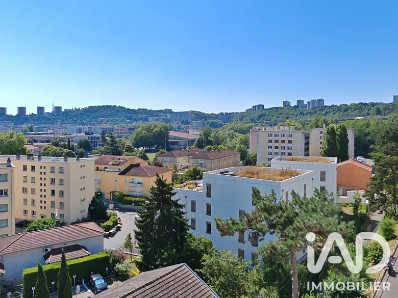 Appartement 3 pièces 71 m² · à Lyon · 71,2 m² · 180 000 €