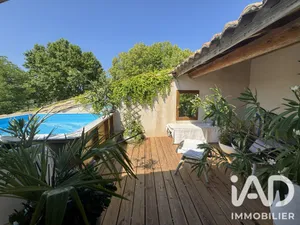 Village house in Sabran (30200)