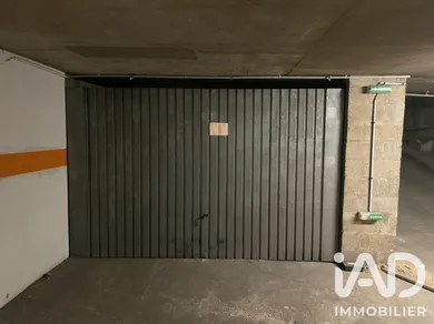 Garage à Paris (75010)