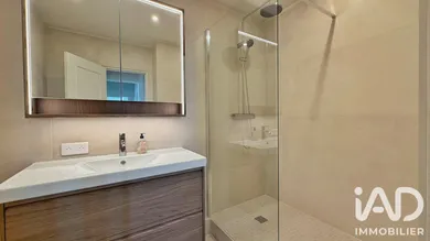 Appartement à Hyères (83400)