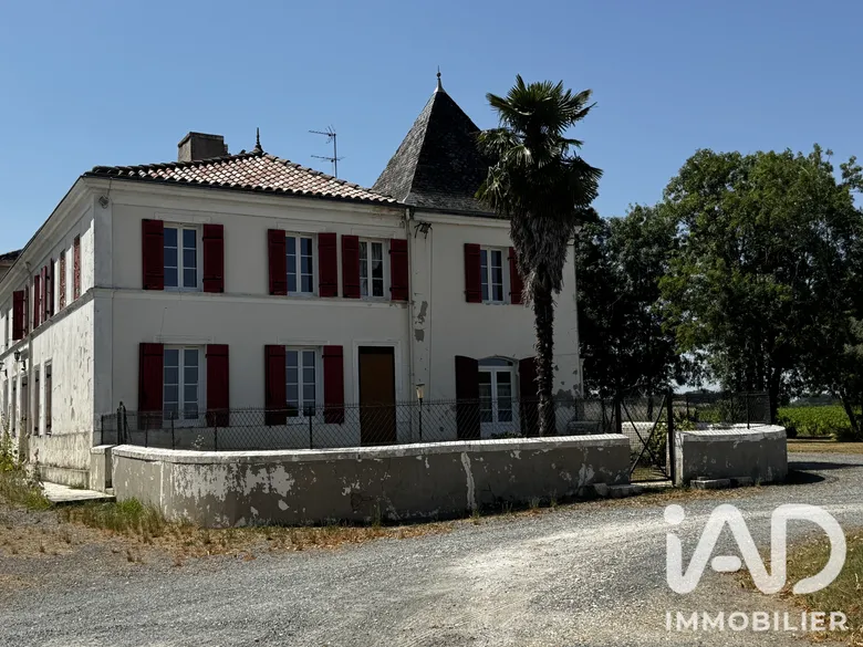 Maison 14 pièces 334 m² · à Pleine-Selve · 334 m² · 653 000 €