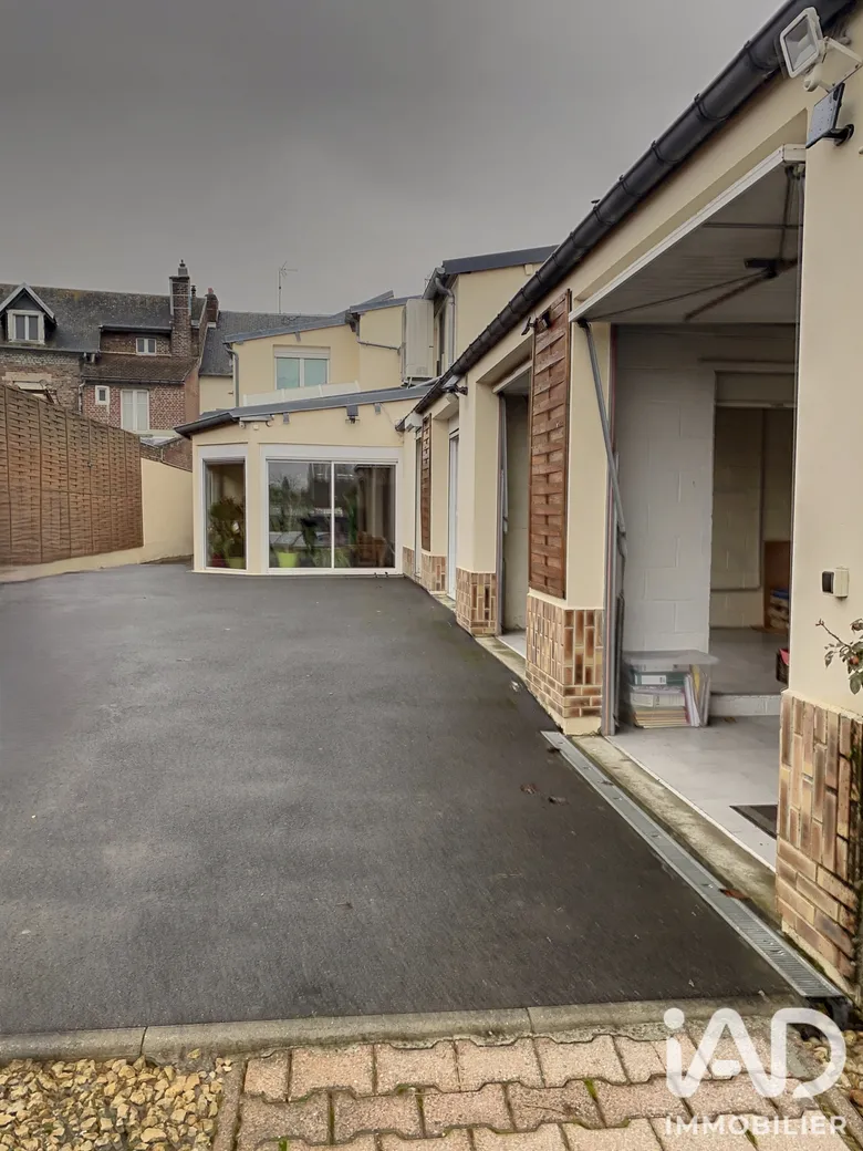 Maison 8 pièces 293 m² · à Tergnier · 293 m² · 359 000 €