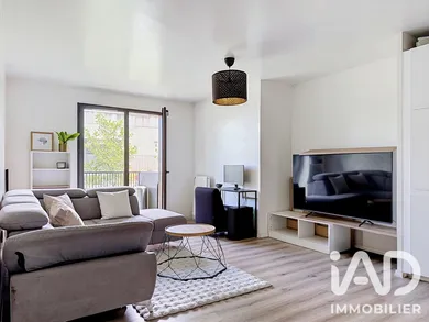 Apartment in Colombes (92700)