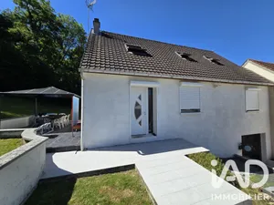 Maison traditionnelle à Saint-Jean-les-Deux-Jumeaux (77660)