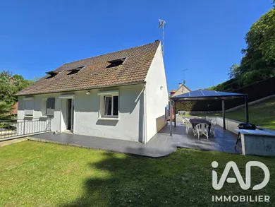 Maison à Saint-Jean-les-Deux-Jumeaux (77660)