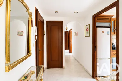 Apartment in Mandelieu-la-Napoule (06210)