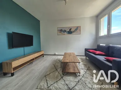 Apartment in Tinqueux (51430)