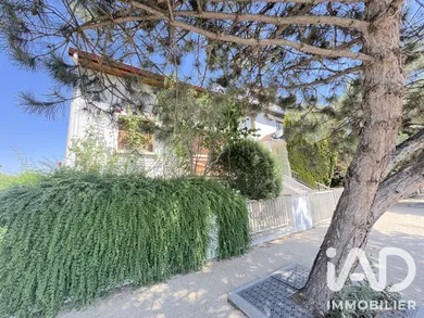 Mansion in Mitry-Mory (77290)