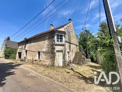 Maison de campagne à Brosses (89660)