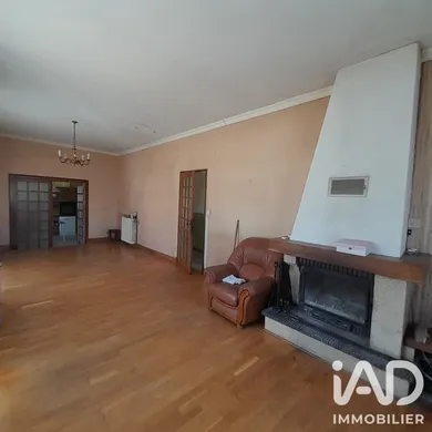 Townhouse in Largeasse (79240)