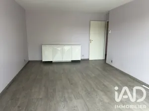 Apartment in Viry-Châtillon (91170)