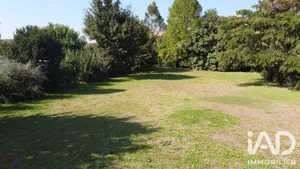 Terrain à bâtir à Luzinay (38200)