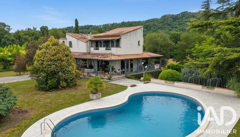 Maison 9 pièces 240 m² · à Montauban · 240 m² · 485 000 €
