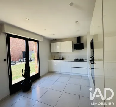 Maison à La Chapelle-d'Armentières (59930)