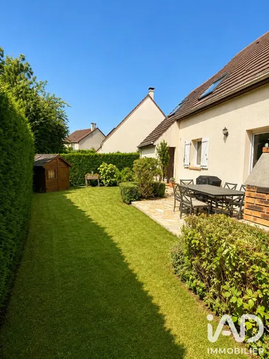 House in Magny-le-Hongre (77700)