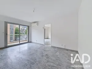 Apartment in Menton (06500)