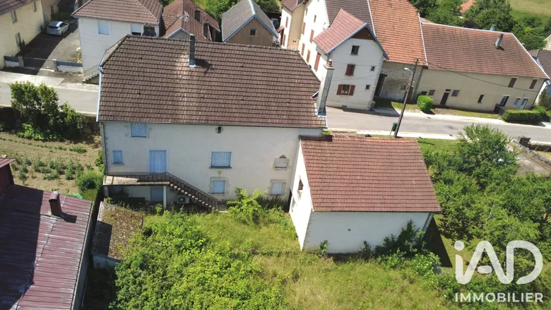 Maison 7 pièces 164 m² · à Cendrey · 163,8 m² · 89 000 €
