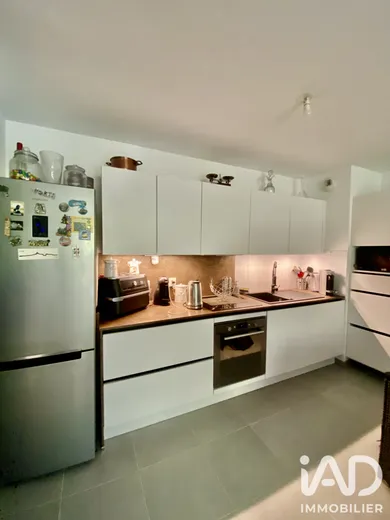 Apartment in Aix-en-Provence (13090)