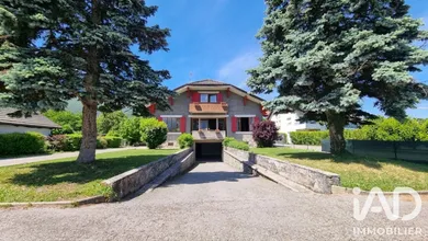 Maison traditionnelle à Saint-Jorioz (74410)
