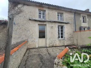 Townhouse in Luçon (85400)