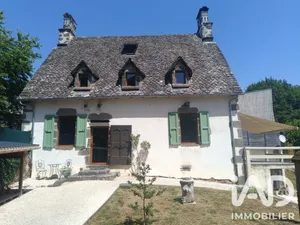 House in Saint-Martin-Cantalès (15140)