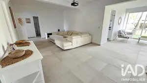 Apartment in Saint-François (97118)