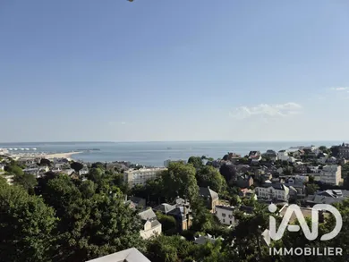 Apartment in Sainte-Adresse (76310)