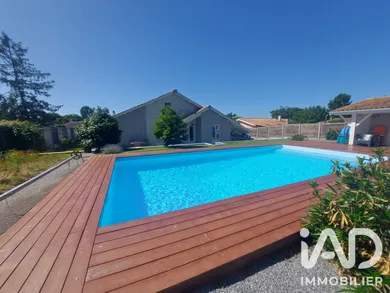 House in Lanton (33138)