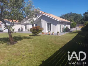 House in Lanton (33138)