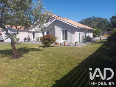 House in Lanton (33138)