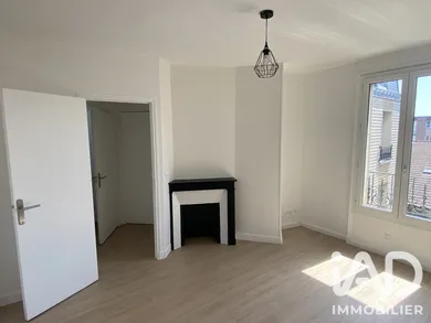 Apartment in Saint-Ouen-sur-Seine (93400)