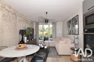 Apartment in Villeneuve-Saint-Denis (77174)