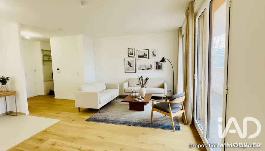 Appartement à Le Plessis-Robinson (92350) photo 3