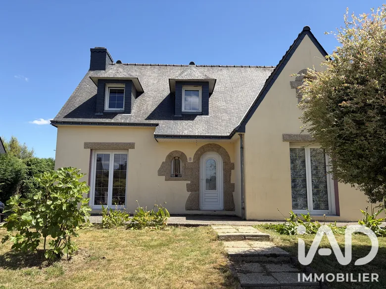 Maison 5 pièces 113 m² · à Pluméliau · 113 m² · 255 000 €
