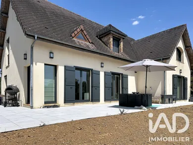 House in Villethierry (89140)