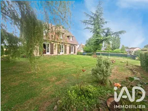 Maison à Lyons-la-Forêt (27480)