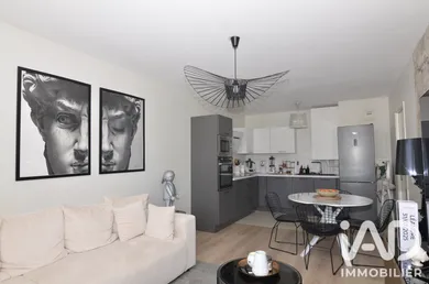 Apartment in Villeneuve-Saint-Denis (77174)