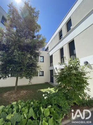 Apartment in Reims (51100)