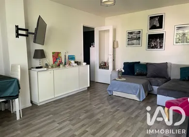 Apartment in Éragny (95610)